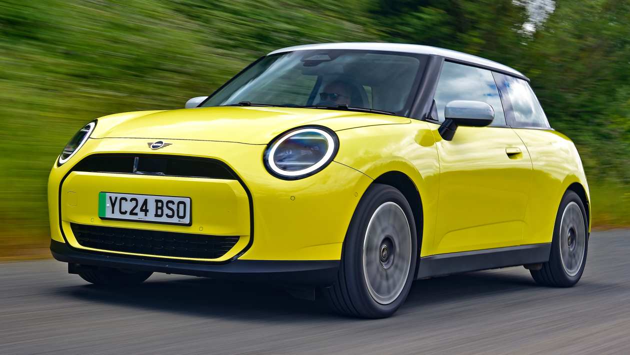 Mazda MX-5 - front cornering