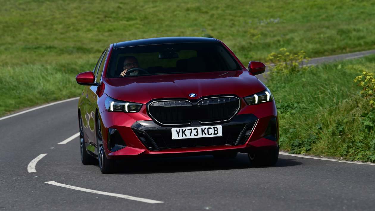 Kia Ceed - front tracking