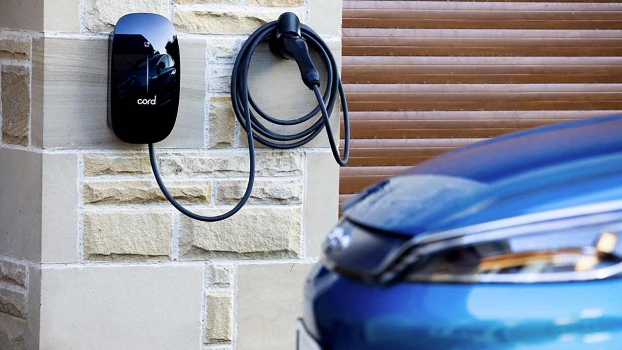 REVUE DE CHARGEUR EV CORD ONE