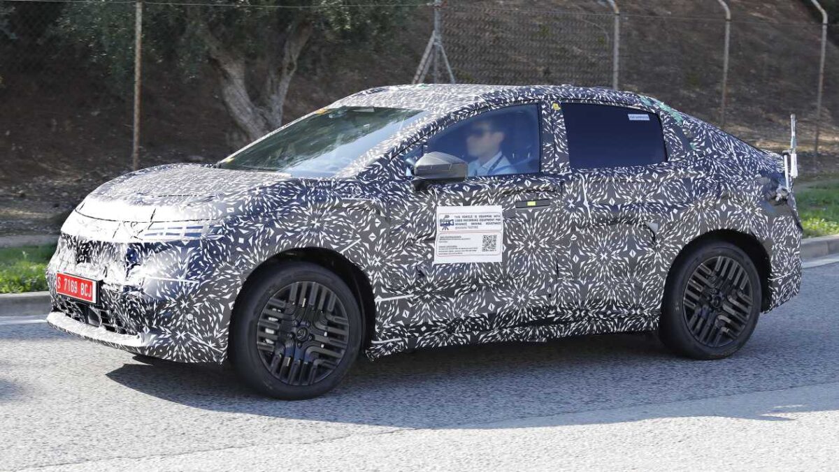 New Nissan Leaf et Micra confirmées pour 2025, plus la technologie hybride de nouvelle génération pour Qashqai