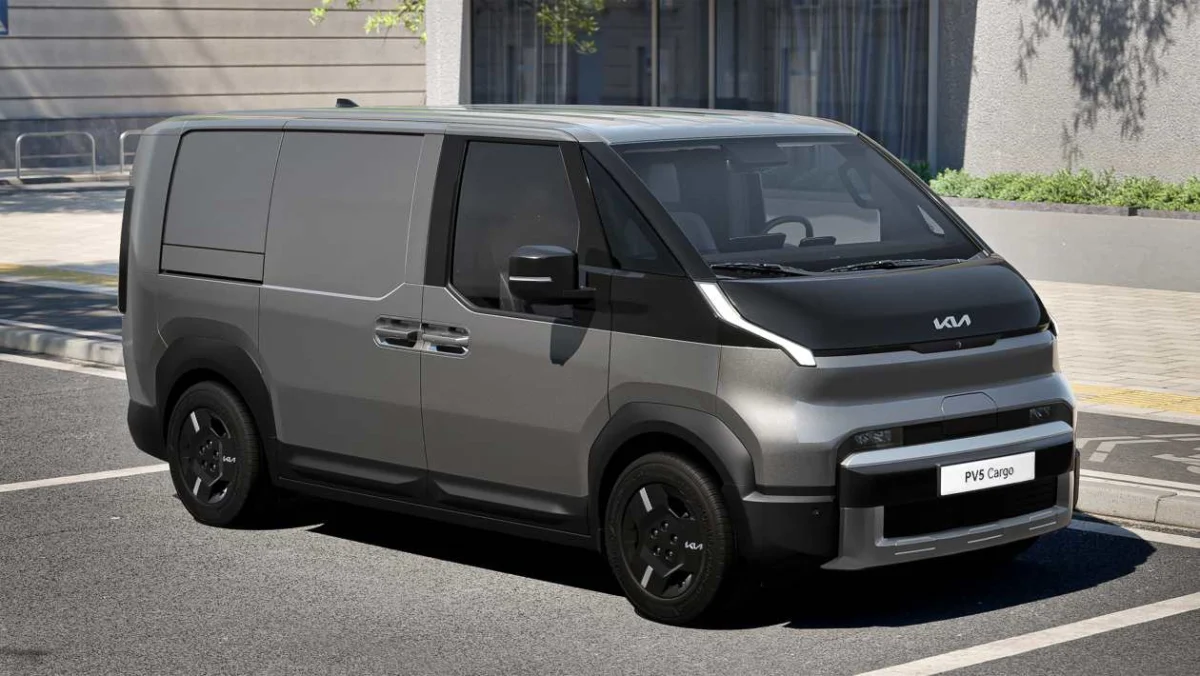 New Kia Pv5 arrive enfin alors qu'il semble défier l'élite électrique Van Elite