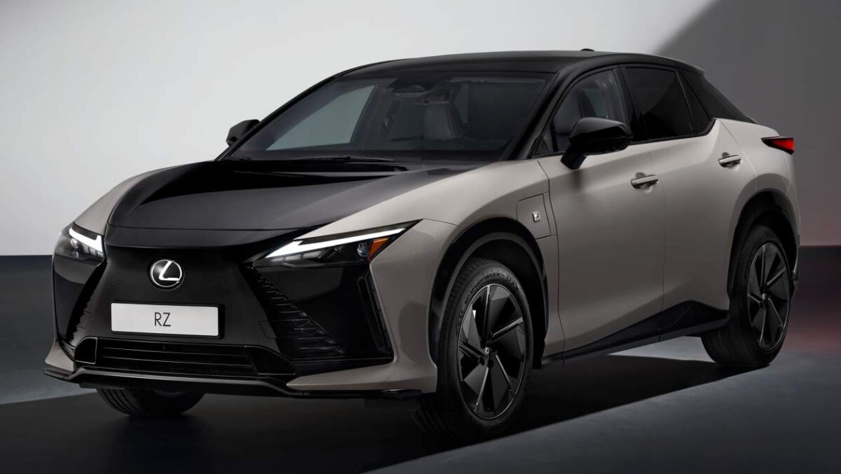 Les mises à jour Lexus RZ ajoutent la direction «European-First» Drive-by-Wire