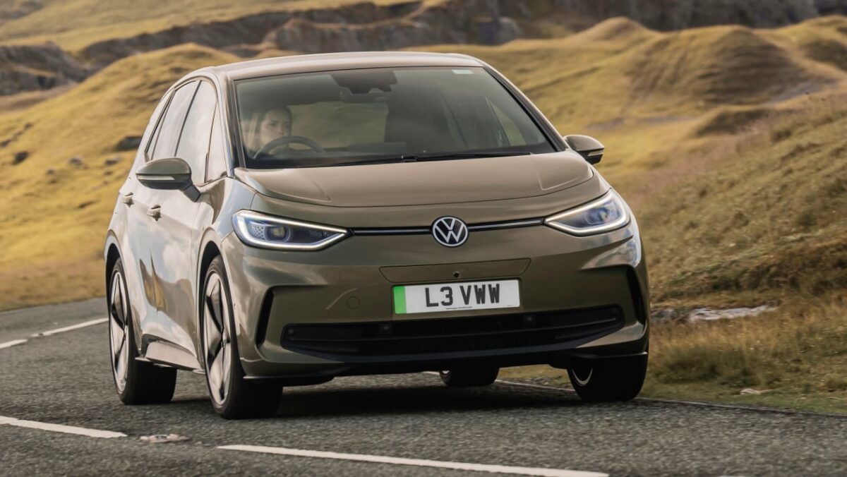 Skoda Elroq - front tracking