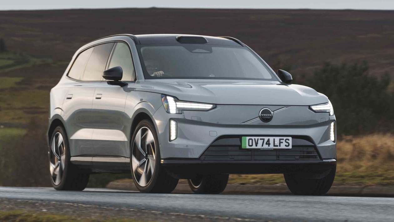 Les éclaboussures gaussiennes aident Volvo à éviter les accidents de voiture réels