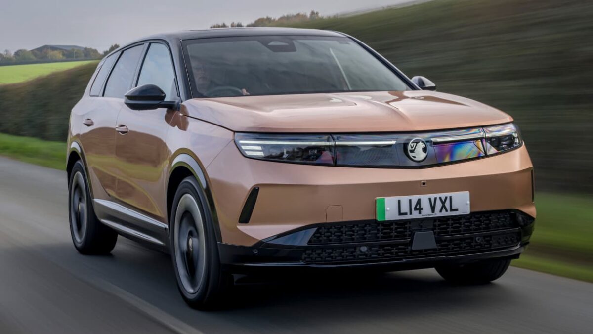 MGS5 EV - front tracking