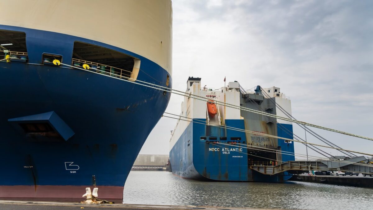 D'énormes nouveaux tarifs américains mettent à risque 7 milliards de livres sterling d'exportations de voitures britanniques