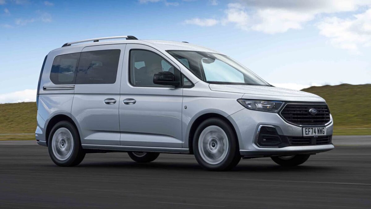 Ford Tourneo Connect - tracking, alt