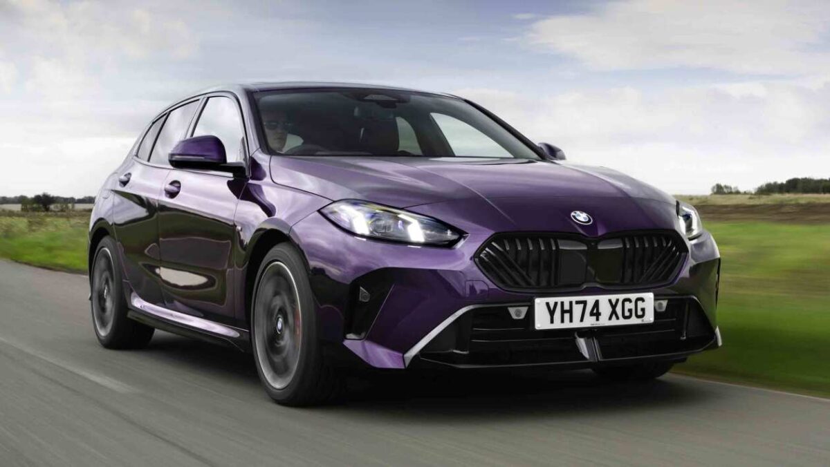 Audi S3 and BMW M135 - front tracking