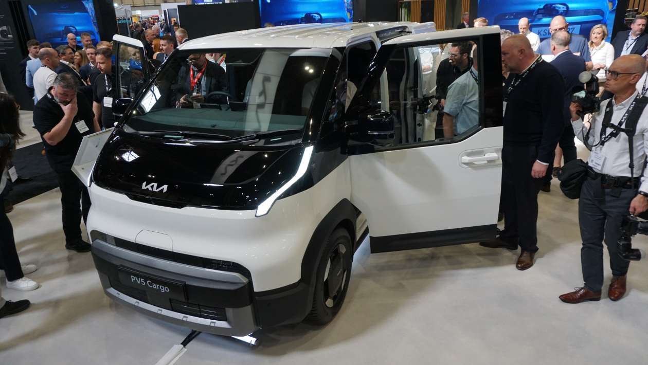 Nouveau 2025 Kia PV5 Van commence à partir d'un 22 645 £ tentant
