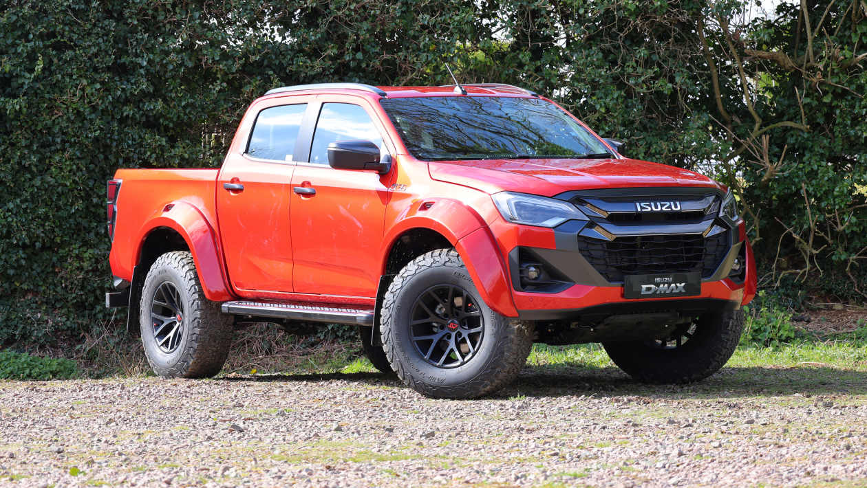 ISUZU D-Max Arctic Trucks AT35 et Huntsman Editions Retour à la fiducie de camionnette