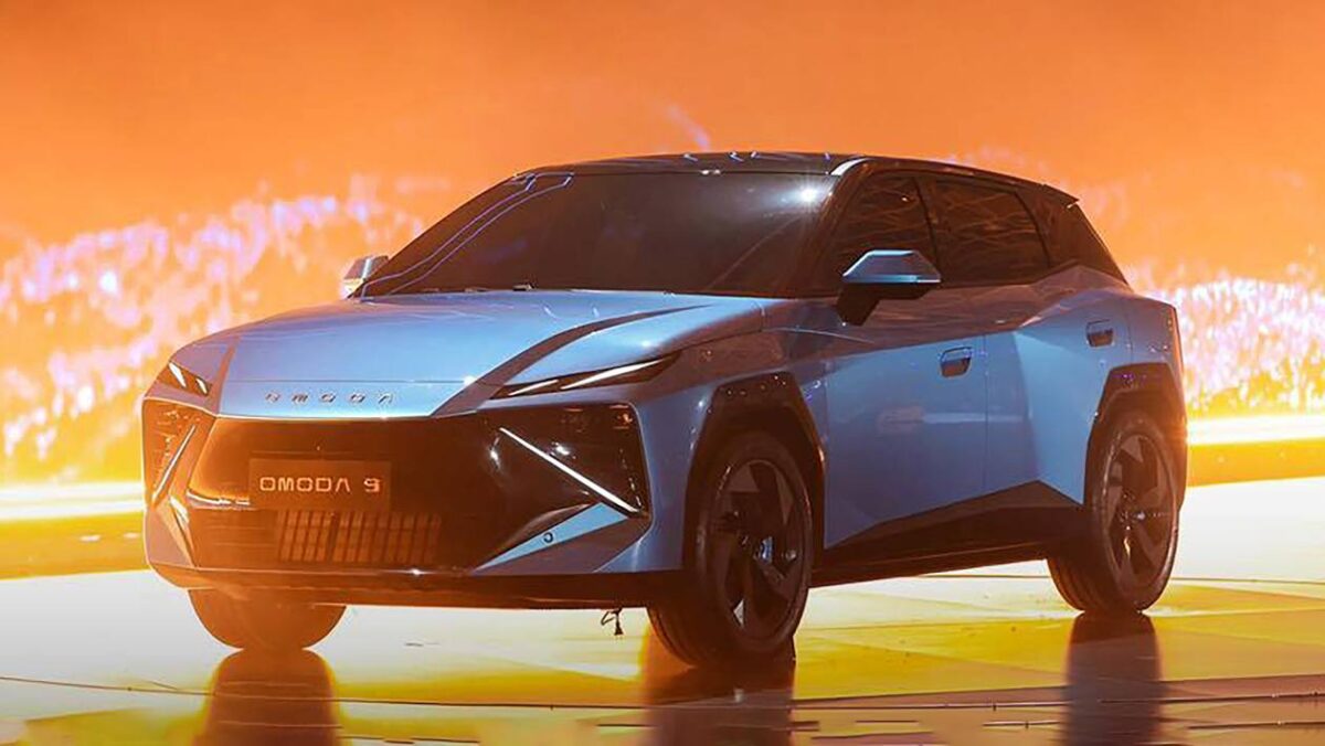 Le nouvel Omoda 3 se préparait à affronter Kia EV3 et Skoda Elroq en tant que EV d'entrée de gamme de la marque