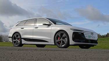 Audi S6 Avant E-tron - Front statique