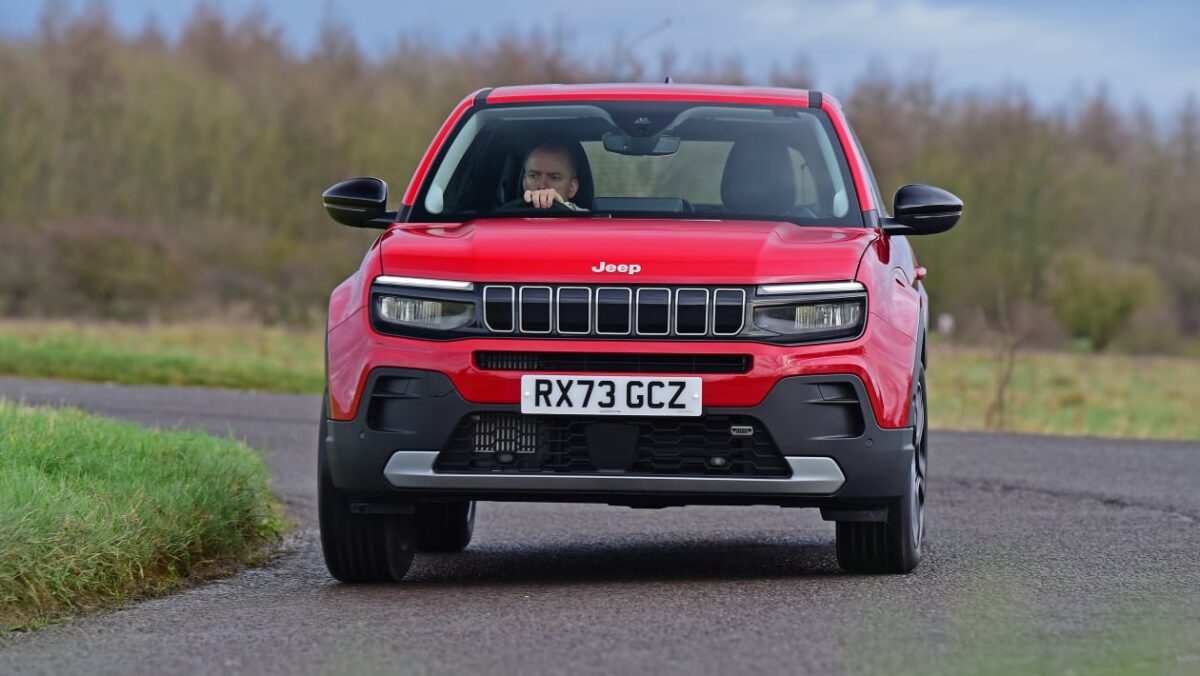Affaire de la voiture du jour: une Jeep Avenger entièrement chargée pour moins de 200 £ par mois