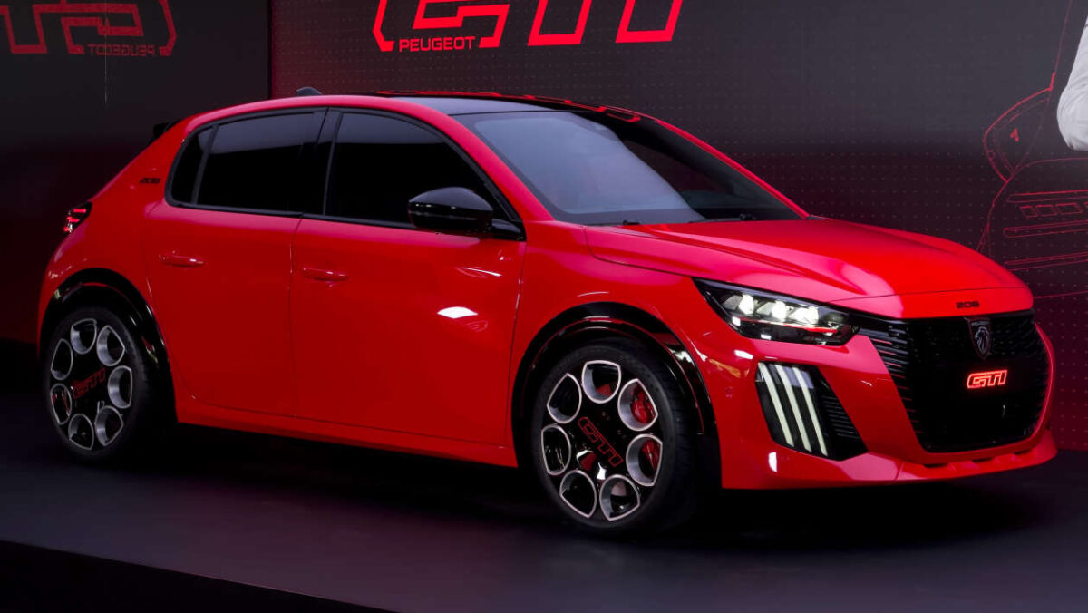Nouvelle Peugeot 208 GTI: Hot Hatch électrique obtient des looks superbes et beaucoup de puissance