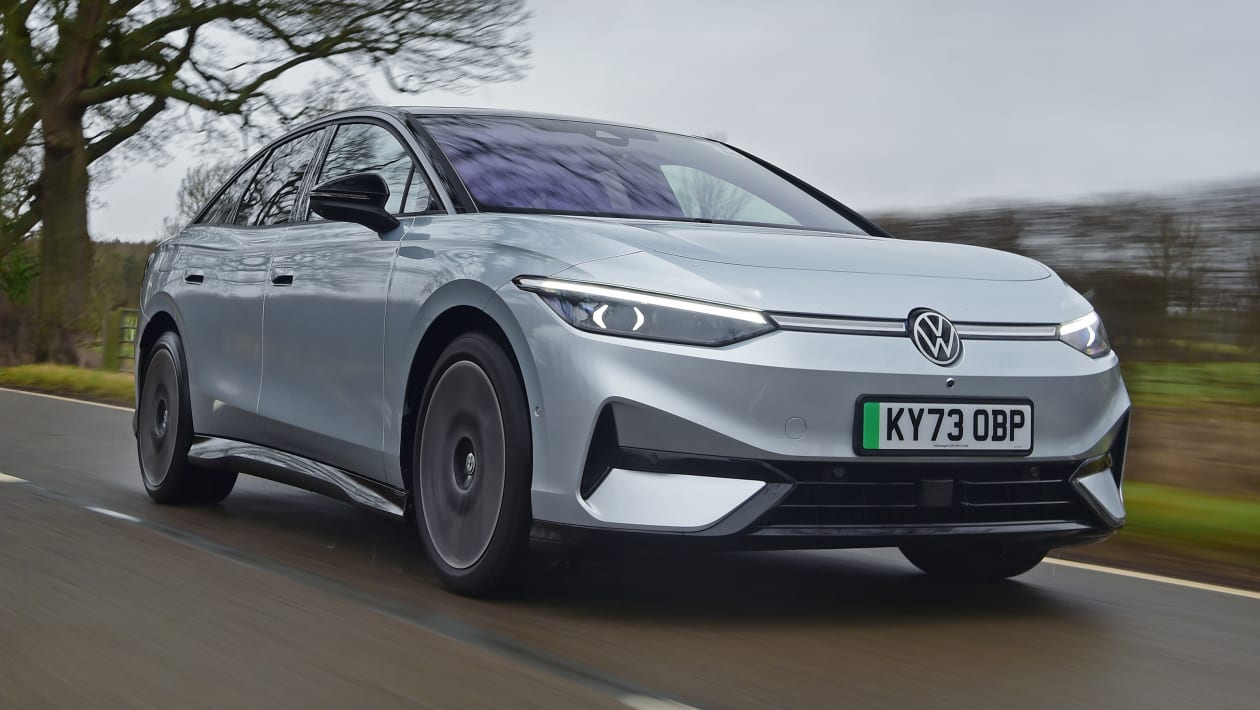 Volkswagen ID7 GTX - front tracking