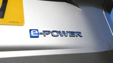 Nissan X-trail n-Trek E-Power - BADGE E-POWER