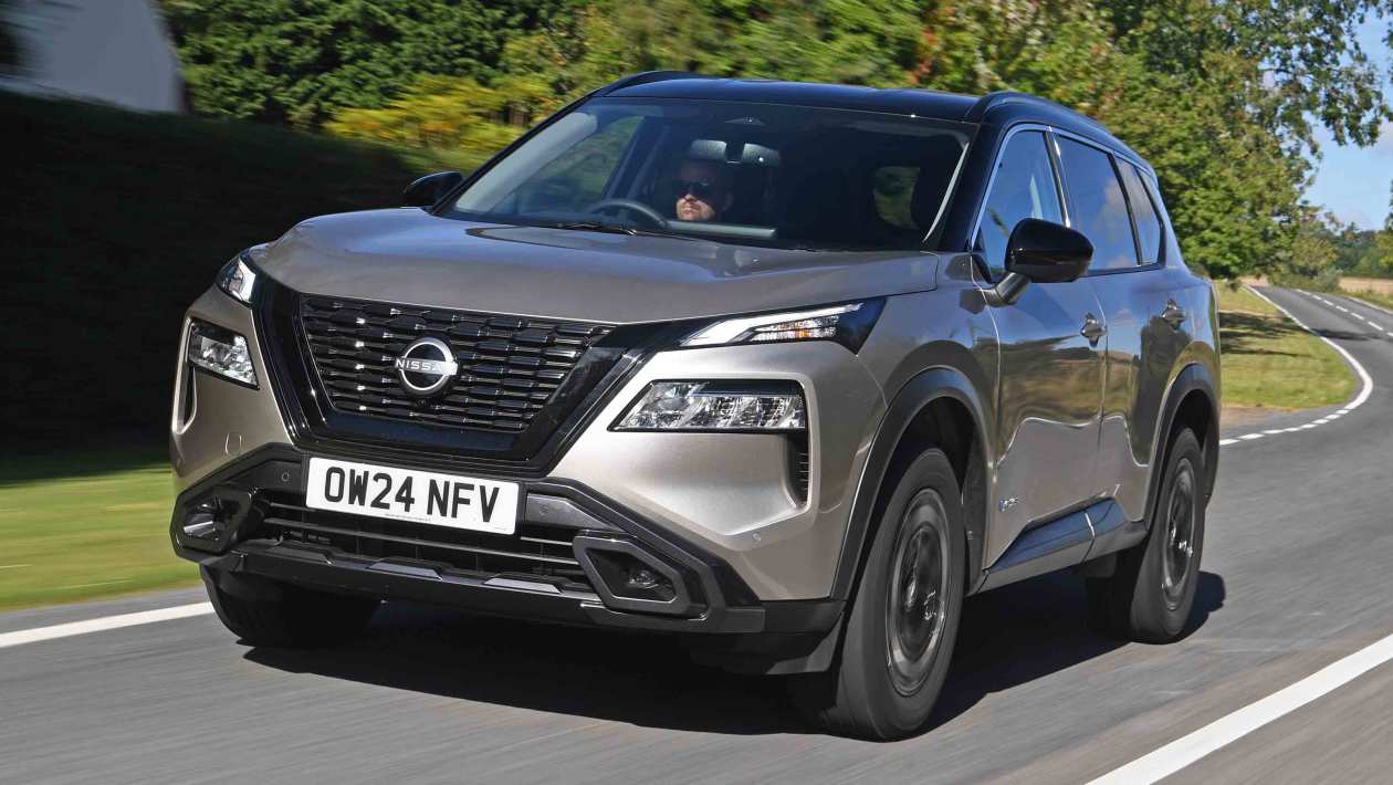 Nissan X-Trail N-Trek e-Power - full front