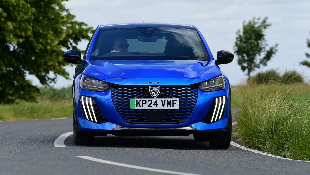 Affaire de la voiture du jour: Peugeot 208 GT est un supermini pointu pour moins de 180 £ par mois