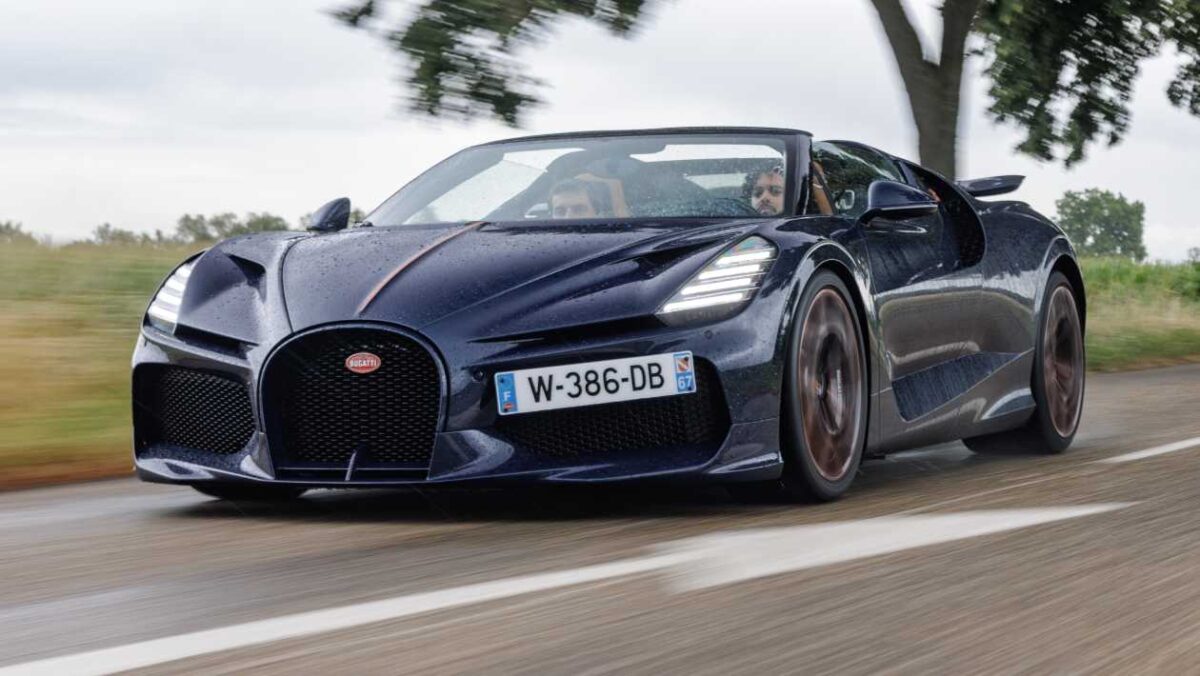 Nouvelle revue Bugatti Mistral: une chute vraiment extraordinaire