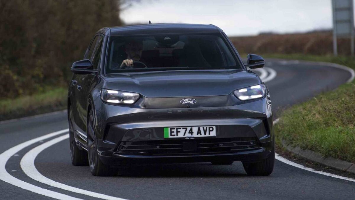 Affaire de la voiture du jour: la Ford Capri élégante est maintenant aussi bon marché que l'explorateur