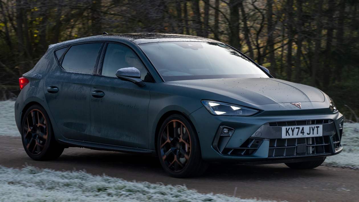 Affaire de la voiture du jour: Cupra Leon sportif établira des impulsions qui courent à seulement 211 £ par mois