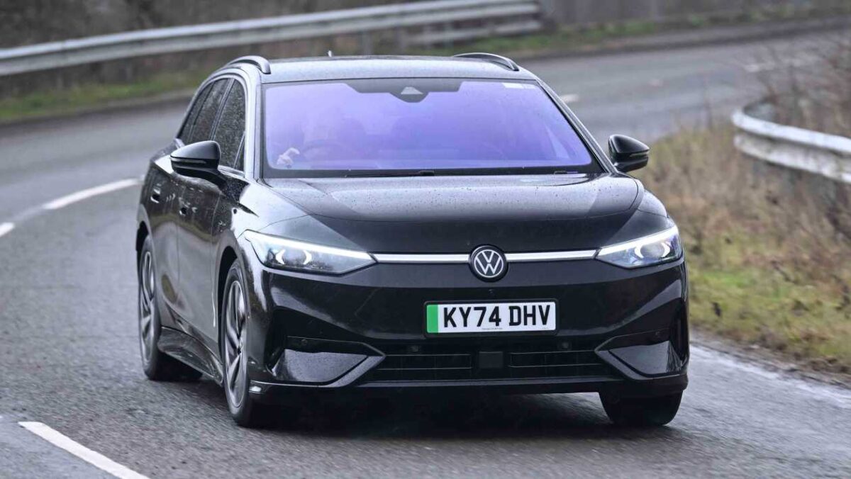 Affaire de la voiture du jour: Volkswagen ID.7 Tourer est chic, peluant et moins cher qu'un passat