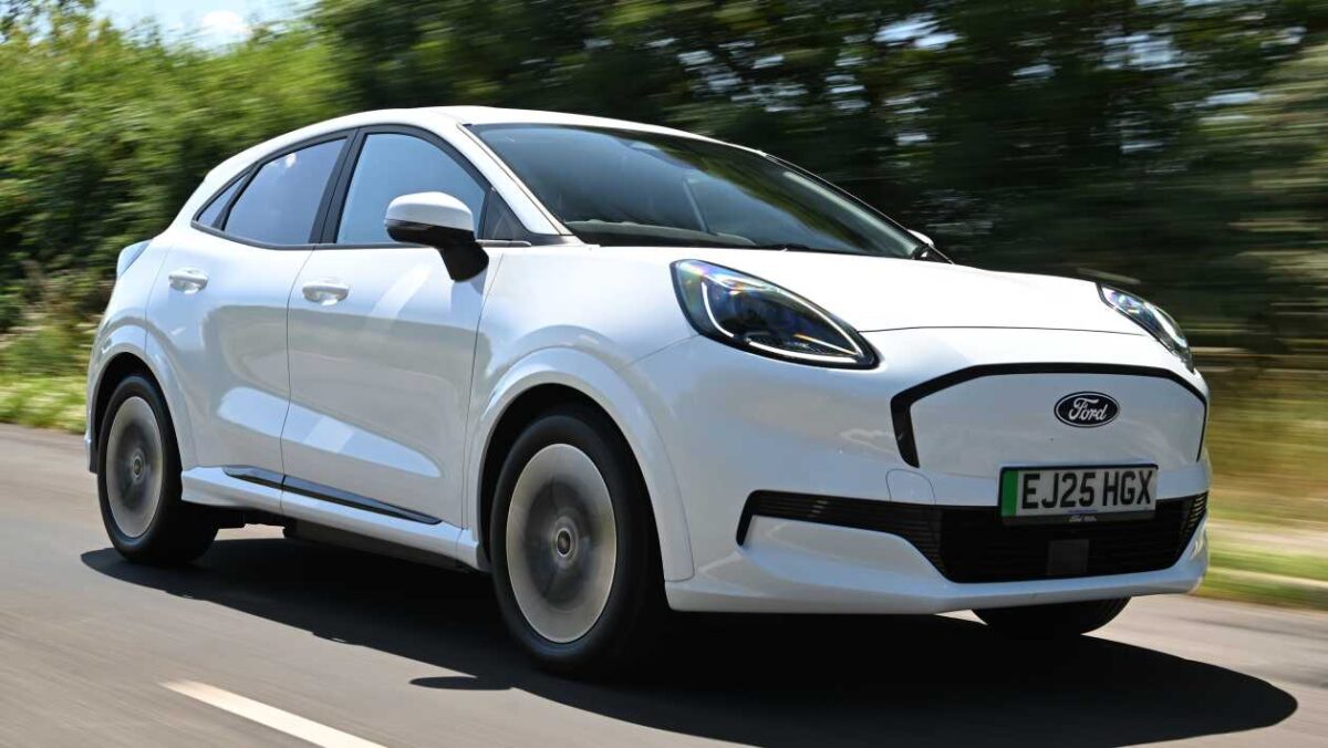 Le gouvernement dépense 4,7 millions de livres sterling pour les Ford Puma, aidant ainsi les SUV électriques à figurer en tête des ventes