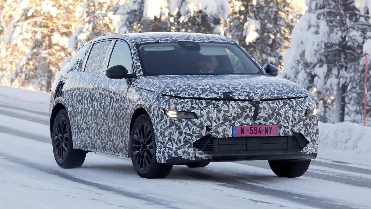 La Lancia Gamma est de retour ! La réponse italienne à la Ford Capri est vue pour la première fois