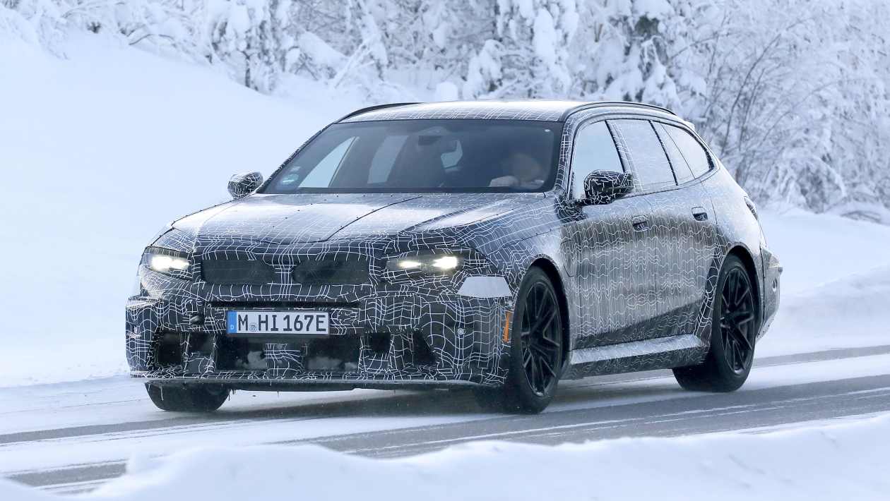 BMW M5 Touring fortement mise à jour en route avec le style Neue Klasse