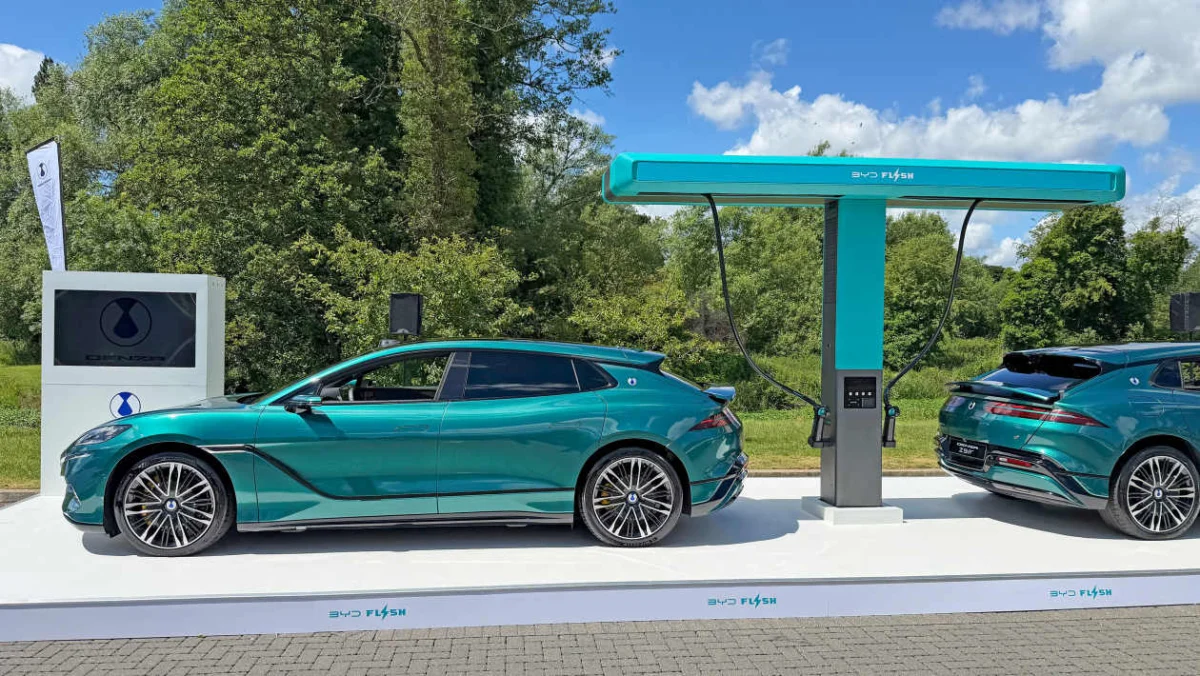 BYD Flash Charging : démo en direct, déploiement au Royaume-Uni, prix et réponses à toutes vos questions