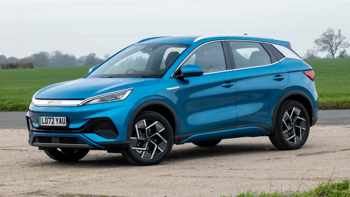 Charge de 1 000 kW de pilotes BYD, ajoutant 250 miles de portée en cinq minutes