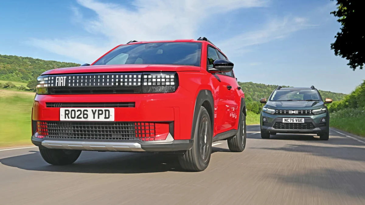 Dacia Sandero Stepway vs Fiat Grande Panda : les petites voitures bon marché et robustes s'affrontent