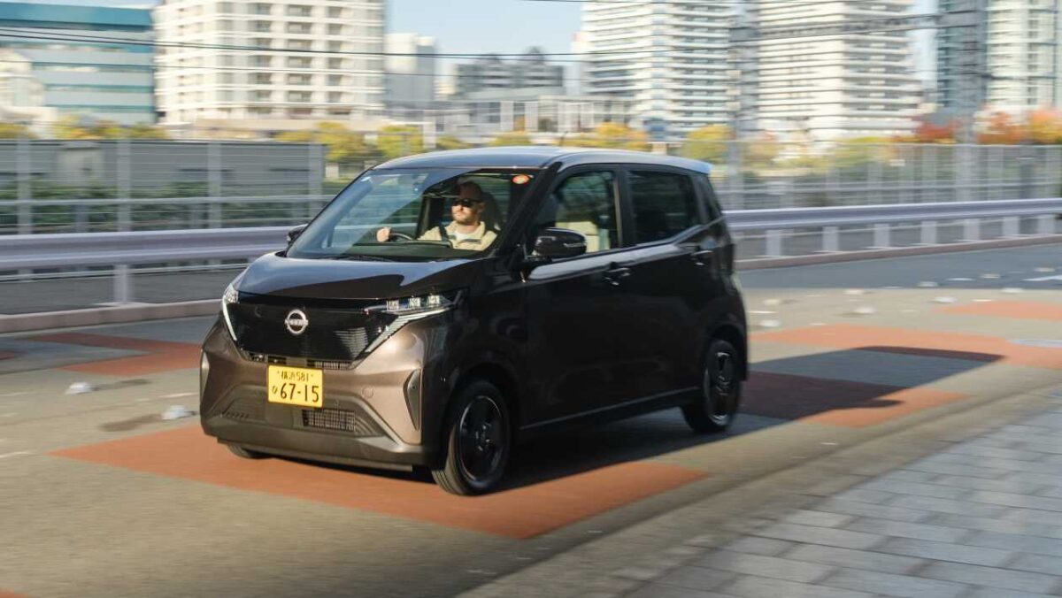 Essai de la nouvelle Nissan Sakura 2026 : une voiture kei pour l'Europe ?
