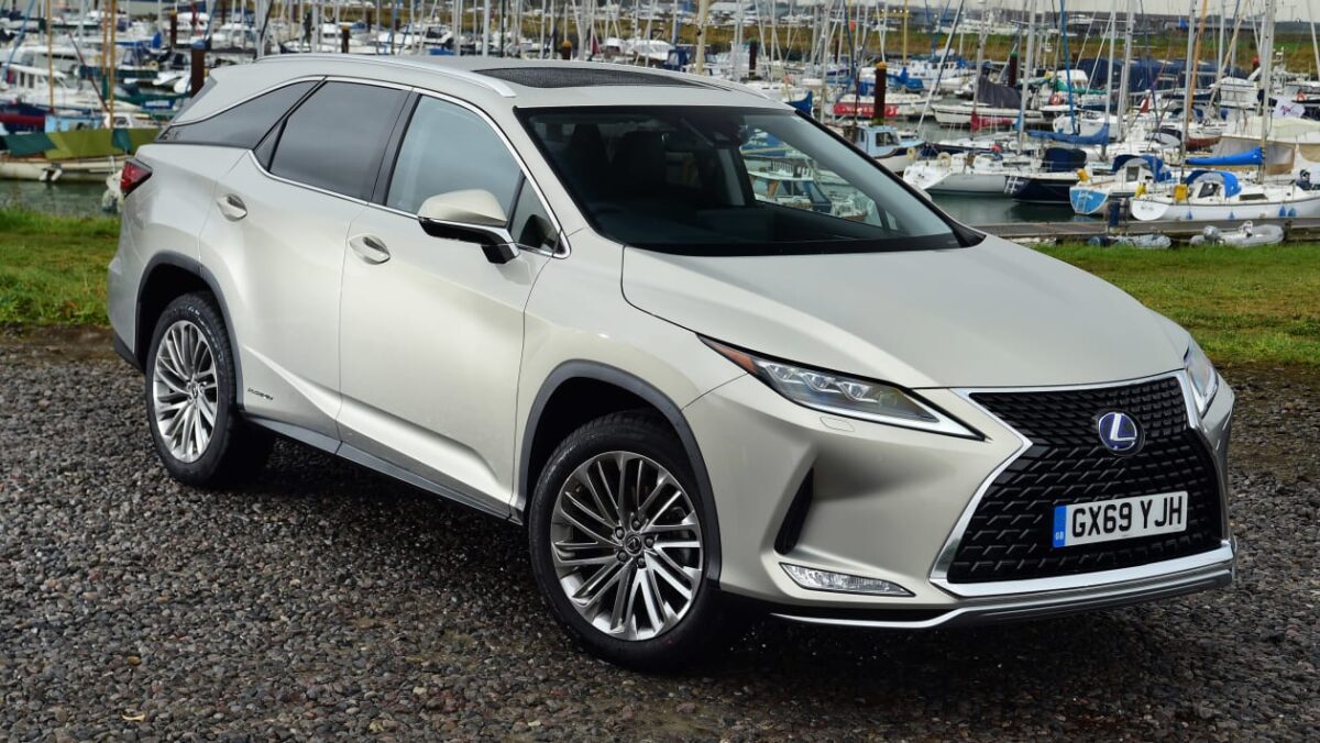 Essai du Lexus RX (Mk4, 2016-2022) d'occasion : un SUV premium rare mais désirable