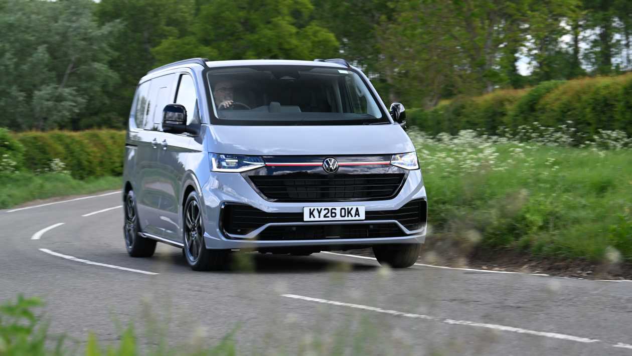Essai du nouveau Volkswagen Transporter Sportline 2026 : le van qui se prend pour une Golf GTI