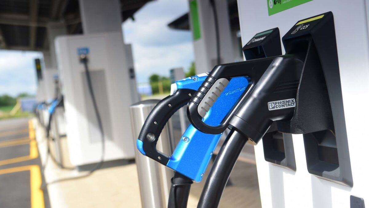 Installer un chargeur EV? Vous n'avez plus besoin de permis de construire