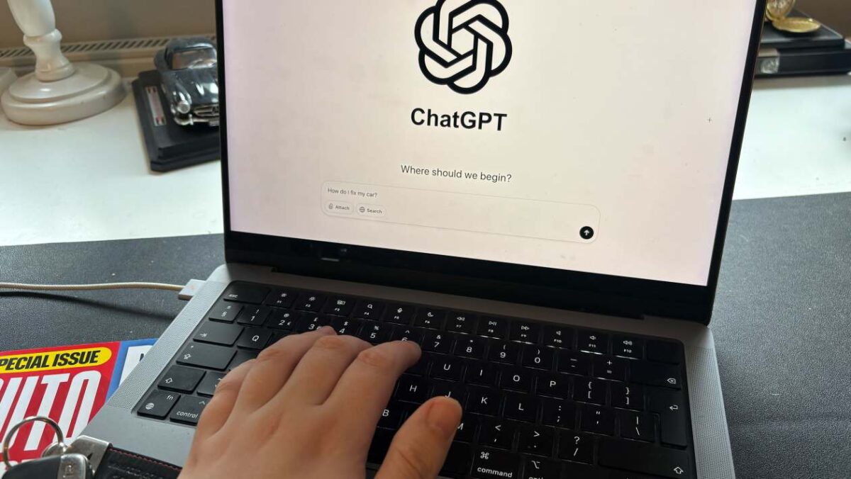 Intelligence automobile ? ChatGPT « incroyablement doué » pour donner des conseils sur les réparations automobiles