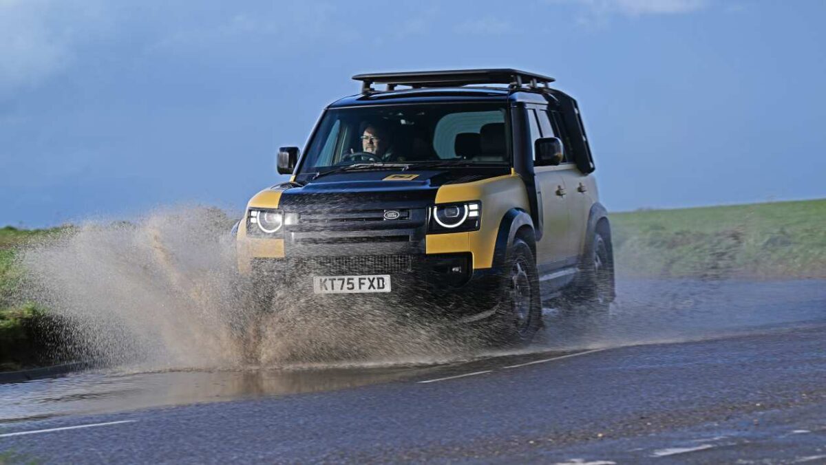 Jaguar Land Rover rappelle 170 000 SUV et des voitures britanniques rencontrant des problèmes similaires