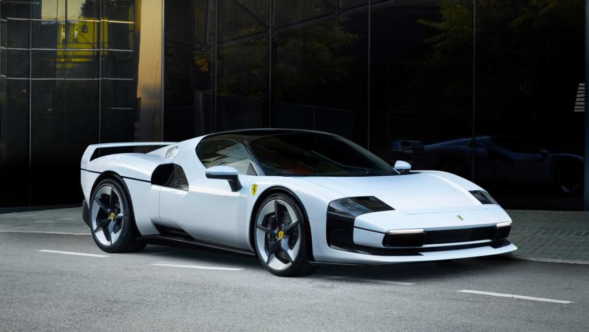 La Ferrari SC40 unique rend hommage à l'emblématique F40