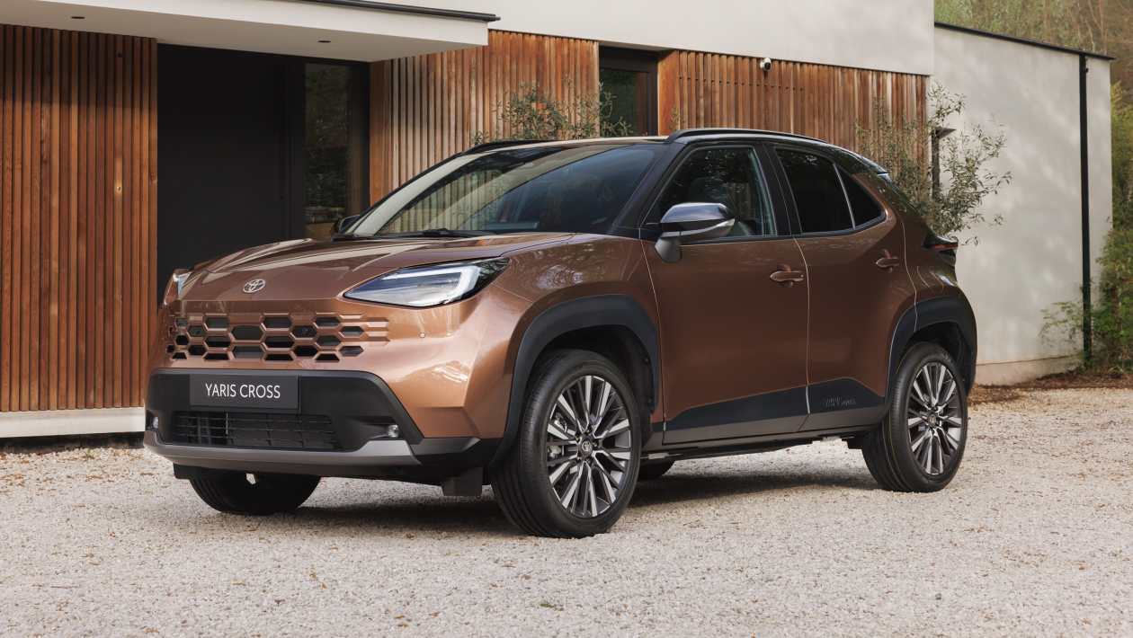 La Toyota Yaris Cross porte bien son nom avec un nouveau look fougueux