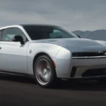 La nouvelle Dodge Charger est désormais disponible en Europe, mais avec conduite à gauche uniquement