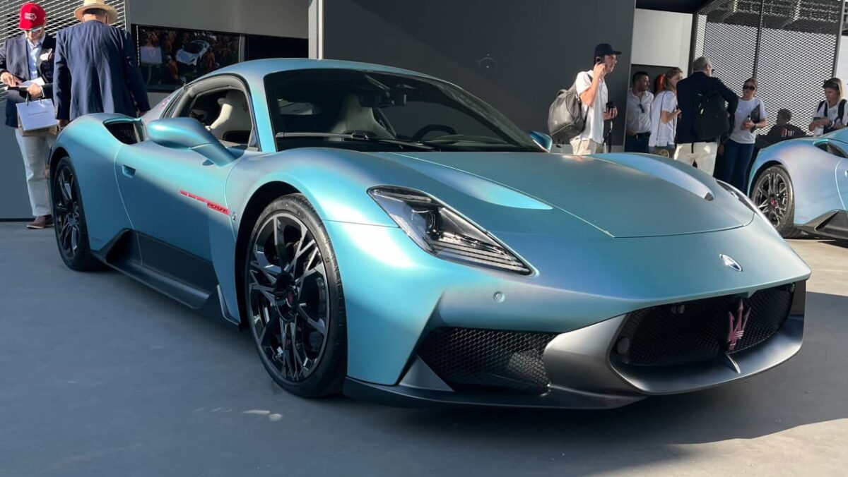 La nouvelle supercar Maserati McPura n'est que la Maserati MC20 avec un nouveau nom