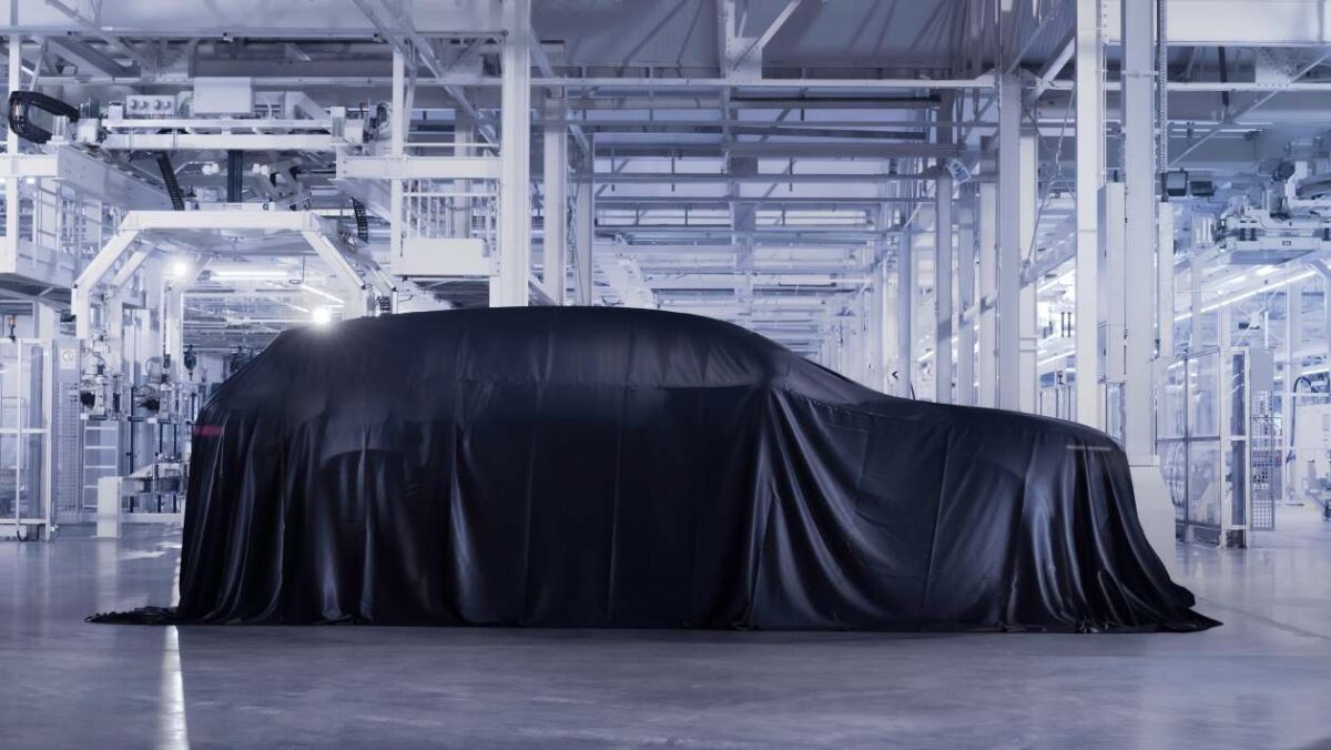 Le « SUV urbain » Bentley entièrement électrique arrive et c'est notre premier aperçu officiel