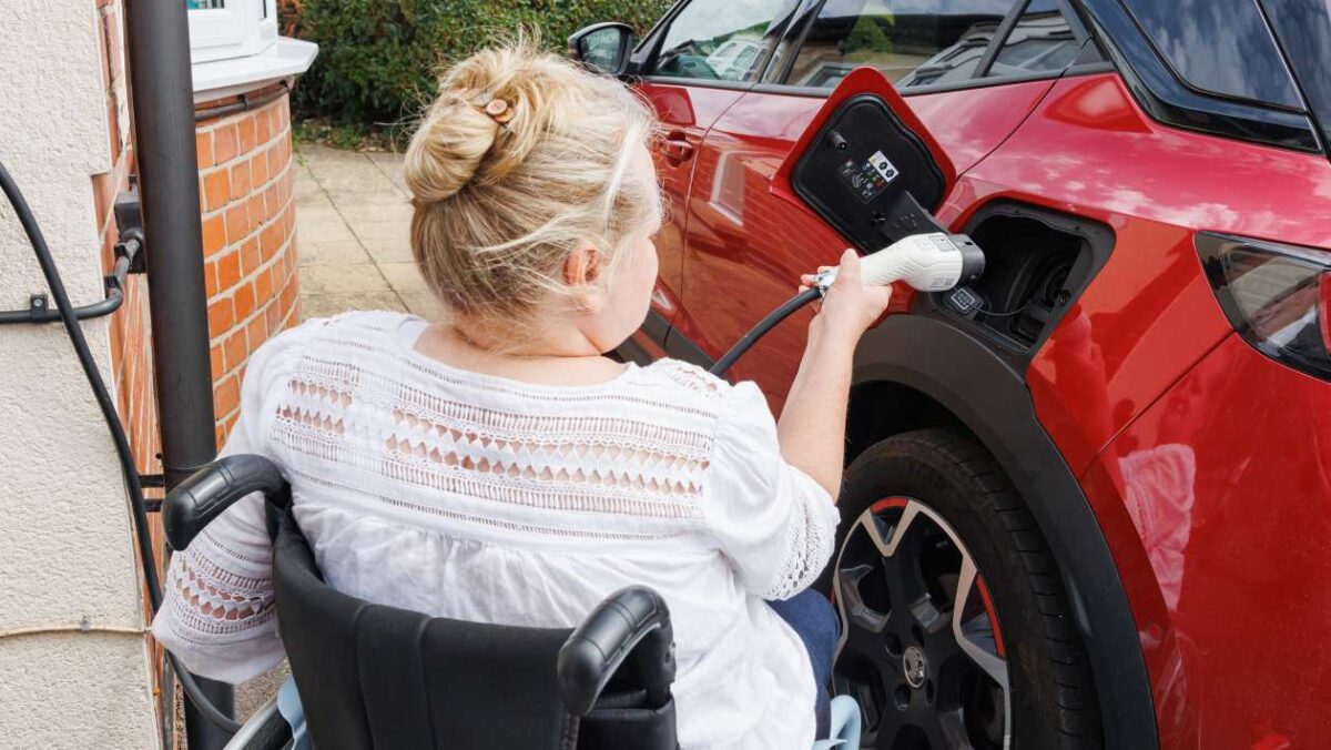 Le projet Power Wheels de Motability testera les véhicules électriques comme bouée de sauvetage en cas de coupure d'électricité pour les personnes handicapées