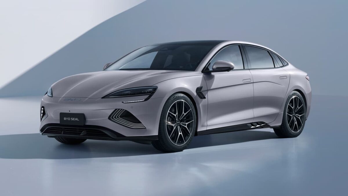 Les nouvelles mises à jour BYD Seal 2026 apportent un démarrage plus grand, un plus grand « frunk » et bien plus encore