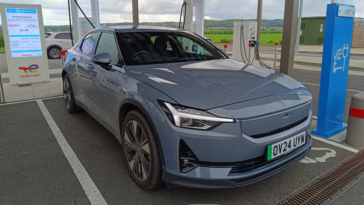 Les véhicules électriques sont moins chers de ££££ qu'une voiture à essence ou diesel, explique de nouvelles données