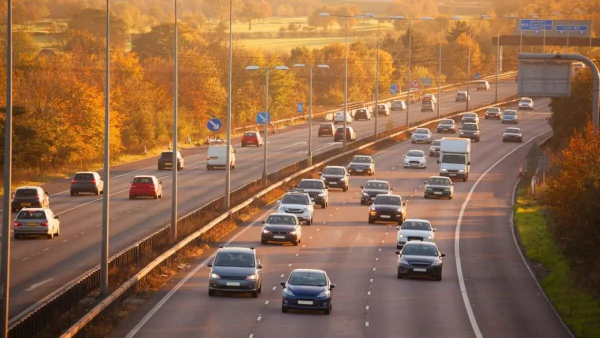 Les voitures britanniques accumulent des méga kilométrages : 6 millions ont parcouru plus de 100 000 miles, mais les acheteurs n'y toucheront pas