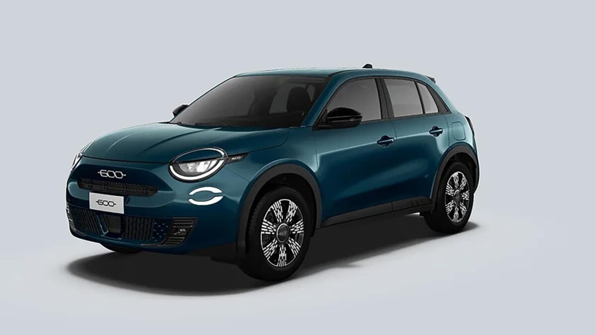 L'icône Fiat 600E arrive avec une réduction immédiate de 1 500 £