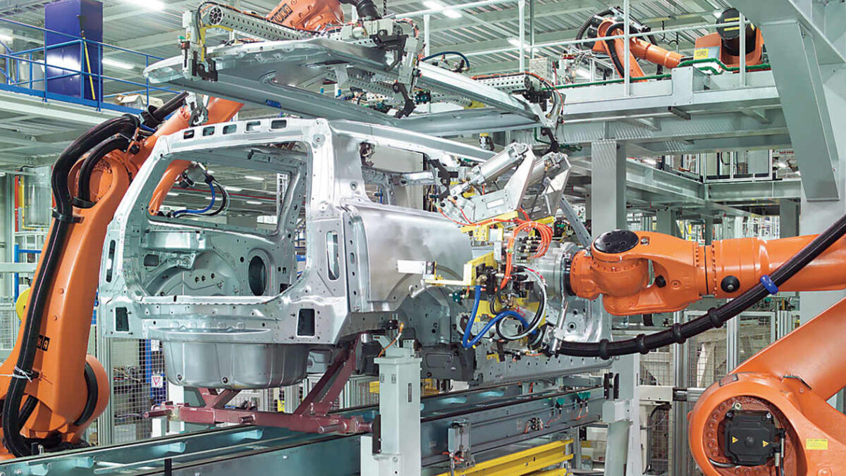 L'industrie automobile britannique lance un plan pour se sauver et livrer un coup de pouce économique de 50 milliards de livres sterling