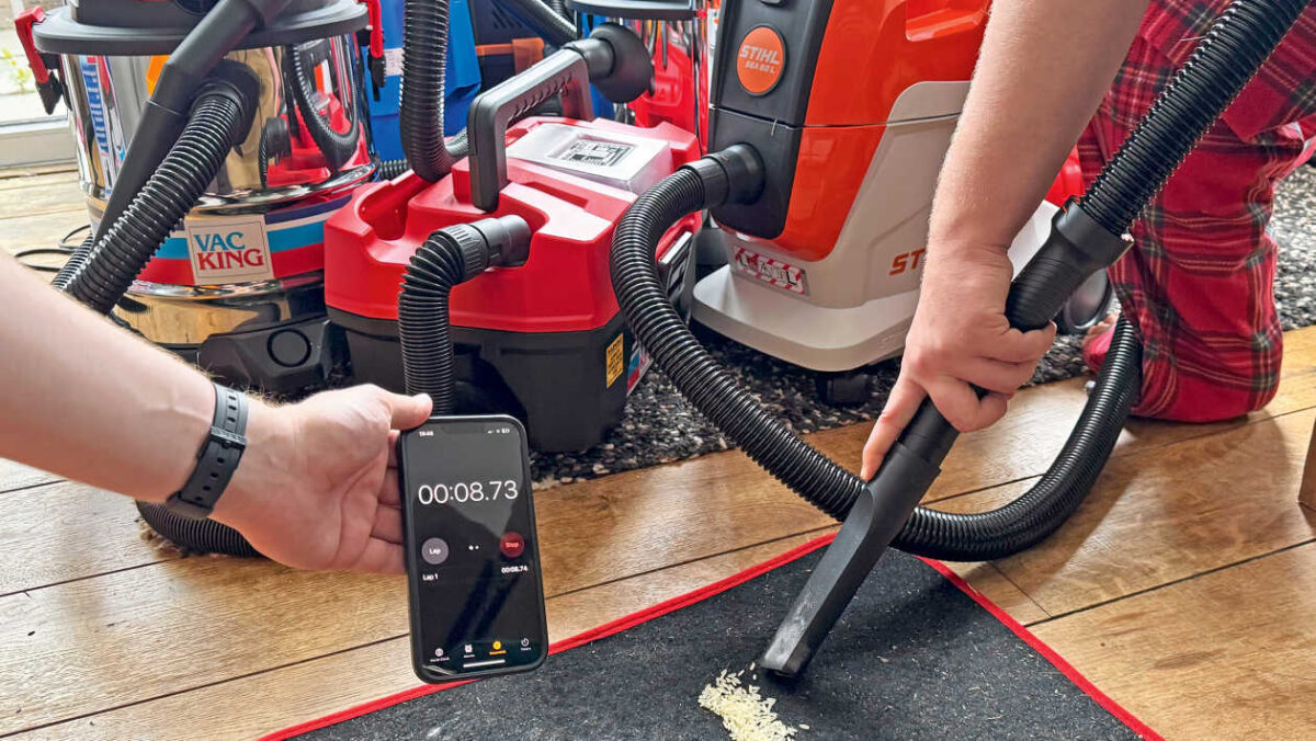 EV tow test - Kia with caravan and Hyundai header